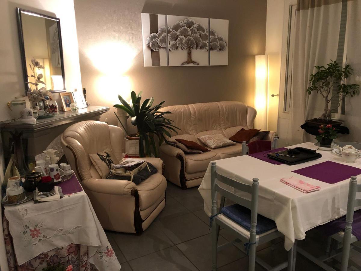 Chambre Chez L'Habitant オルテズ エクステリア 写真